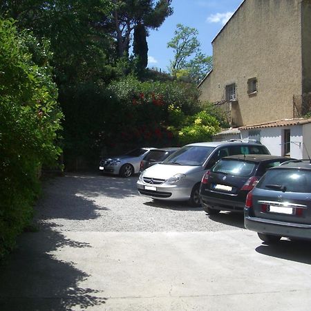 Logis Hotel Du Midi Salon-de-Provence Eksteriør billede