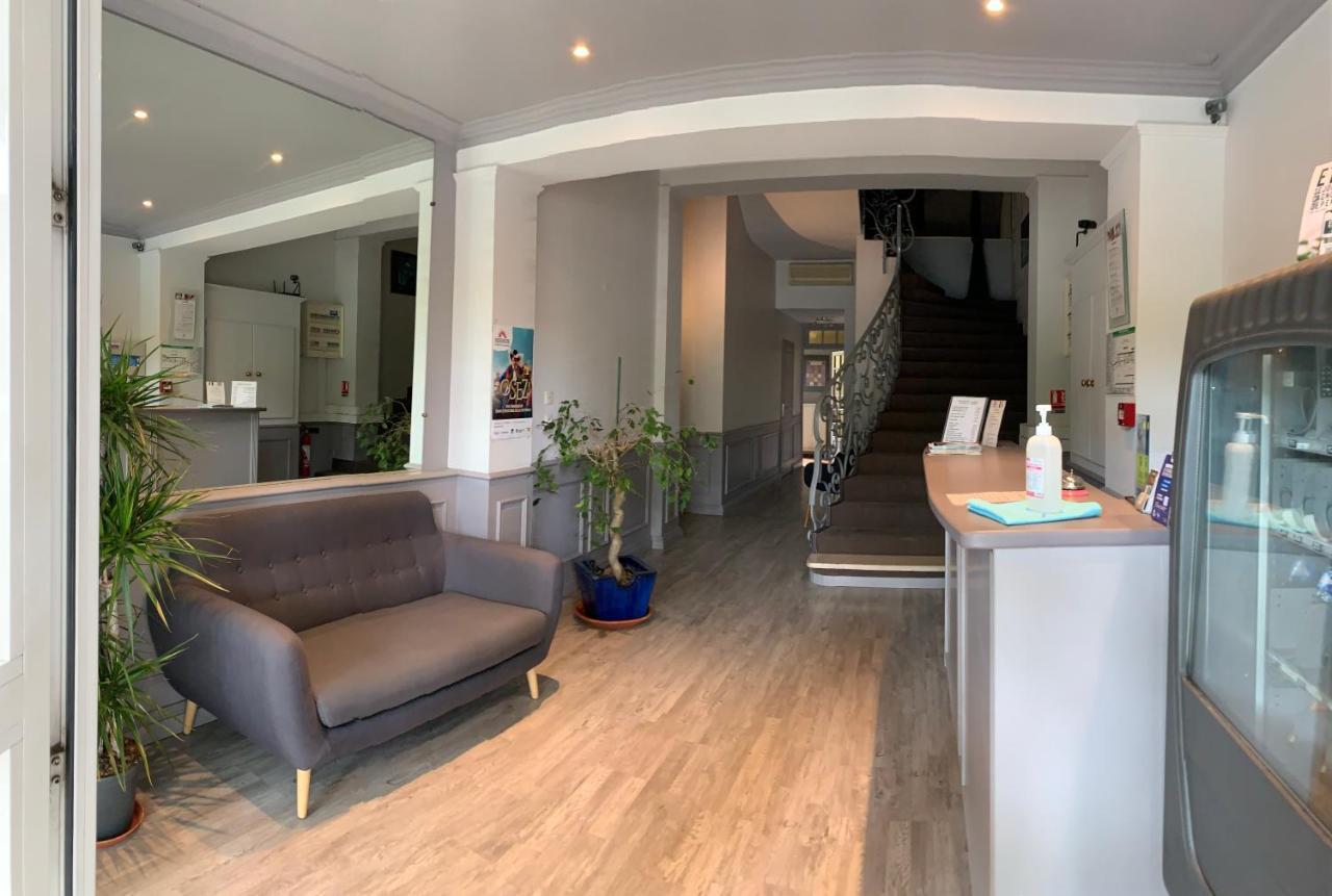 Logis Hotel Du Midi Salon-de-Provence Eksteriør billede