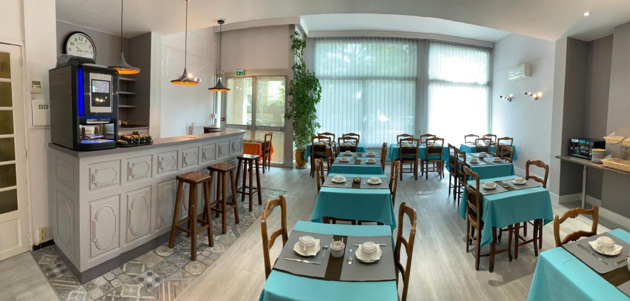 Logis Hotel Du Midi Salon-de-Provence Eksteriør billede