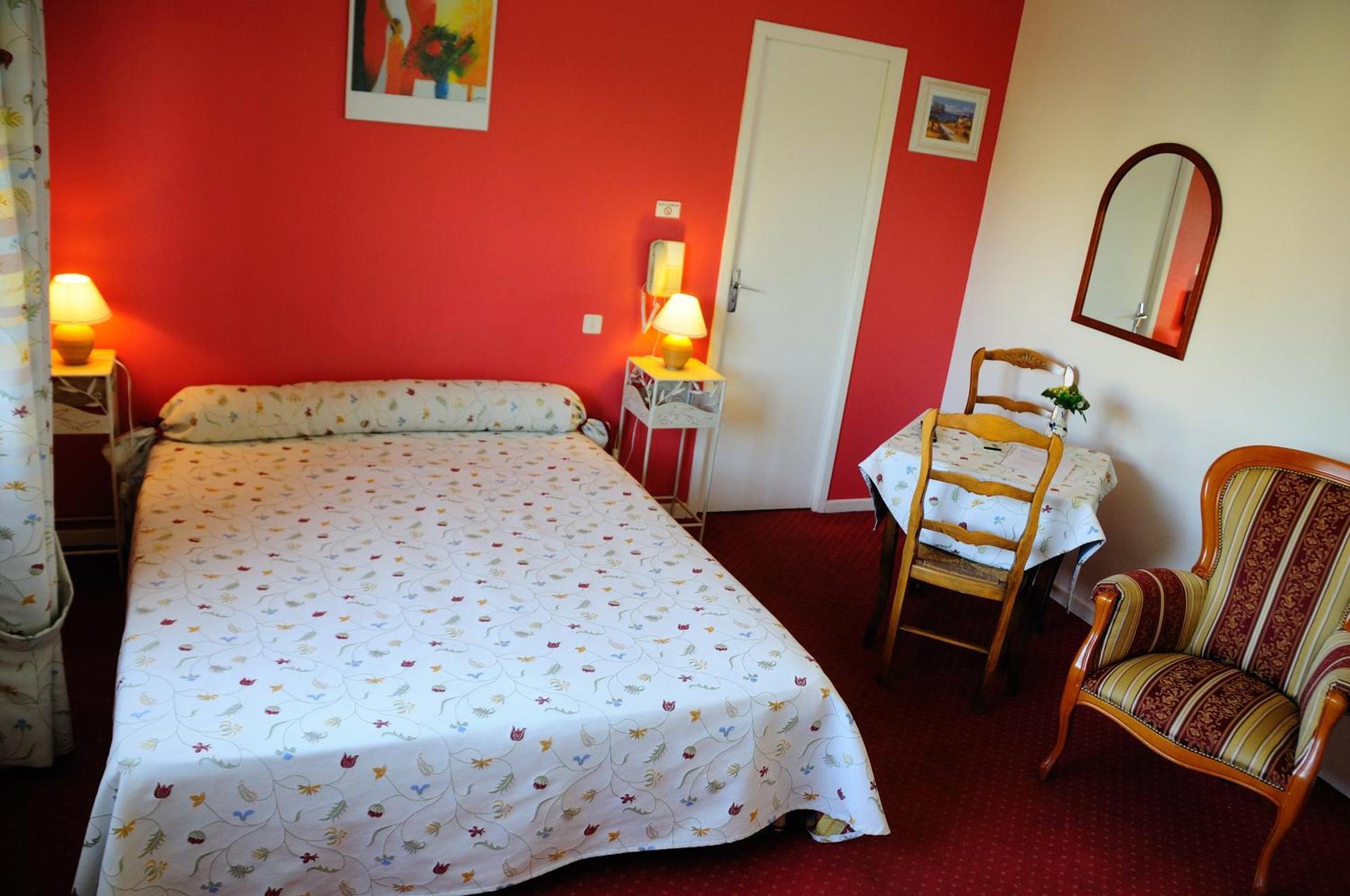 Logis Hotel Du Midi Salon-de-Provence Eksteriør billede