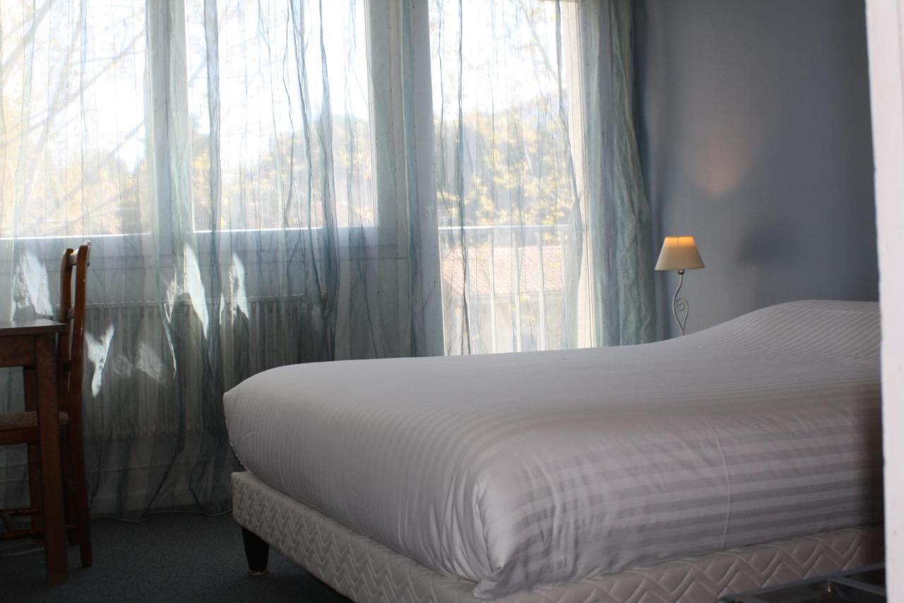 Logis Hotel Du Midi Salon-de-Provence Eksteriør billede