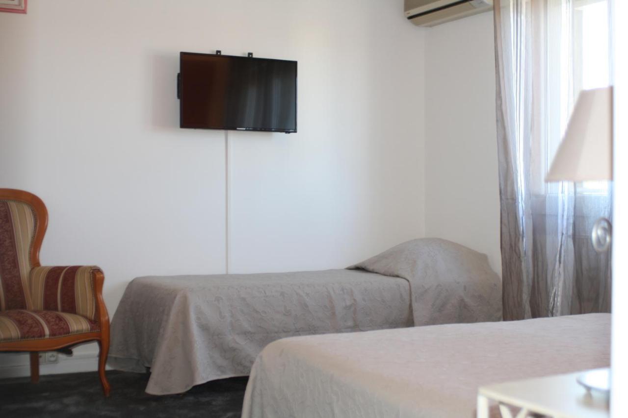 Logis Hotel Du Midi Salon-de-Provence Eksteriør billede