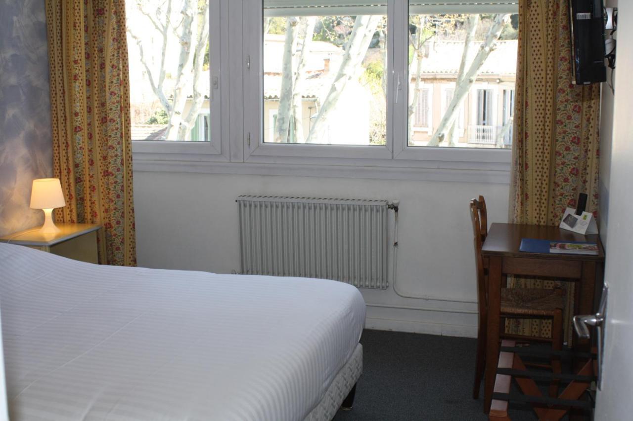 Logis Hotel Du Midi Salon-de-Provence Eksteriør billede